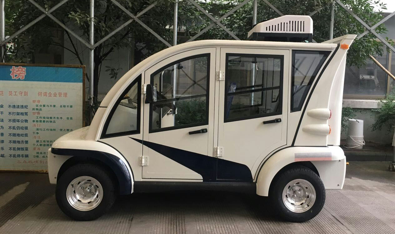 考拉封闭4座顶置空调巡逻车